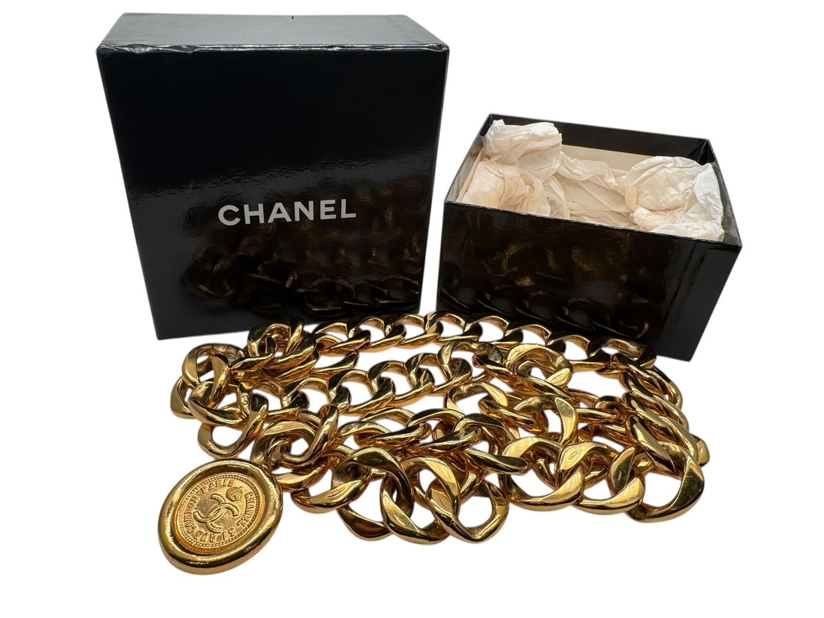 美品　CHANEL シャネル　チェーンベルト　ゴールド　ヴィンテージ メダル CHANEL シャネル ヴィンテージ コインモチーフ チェーンベルト ココ