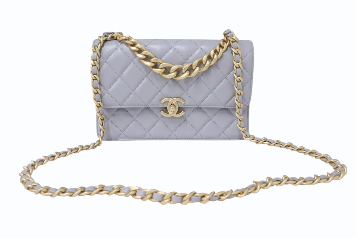 an87ページ　マトラッセ CHANEL シャネル マトラッセ25 Wフラップ Wチェーンショルダーバッグ