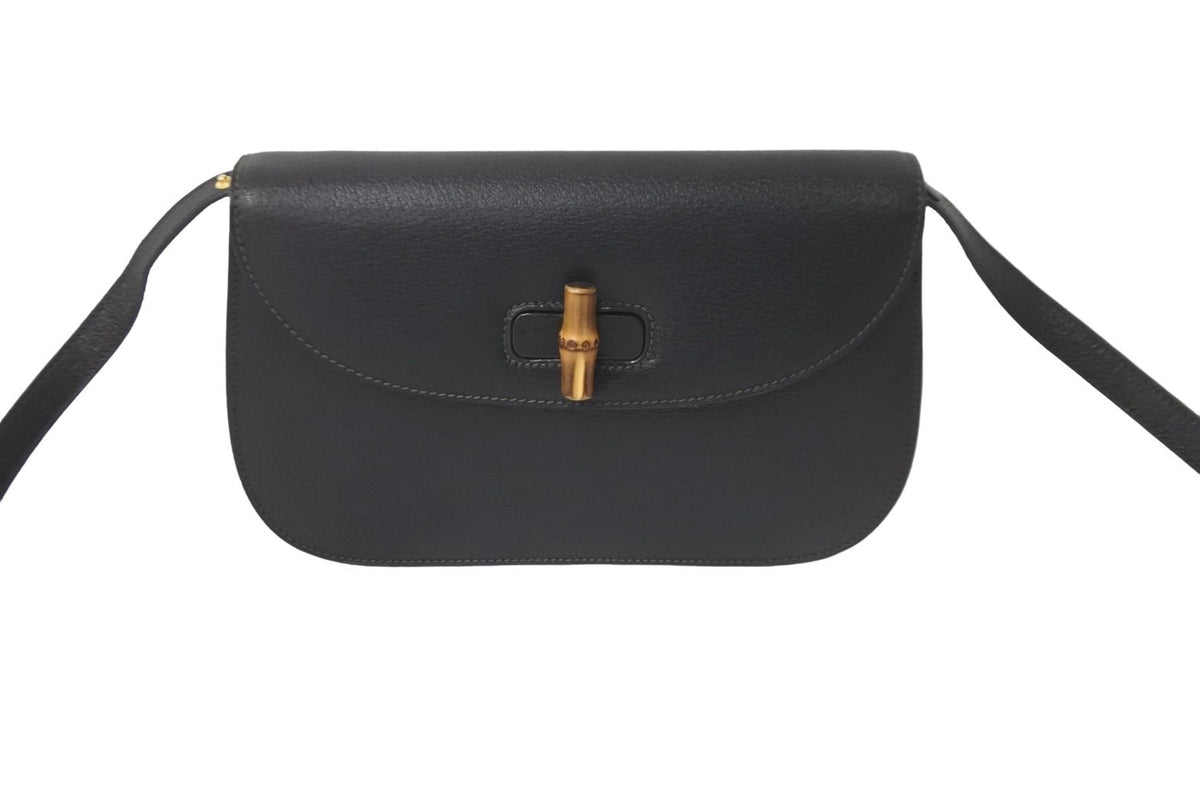 グッチ　ショルダーバッグ　ブラック　スエードバンブー　レザー　A4可　リペア済み グッチ ショルダーバッグ ブラック スエードバンブー レザー A4可