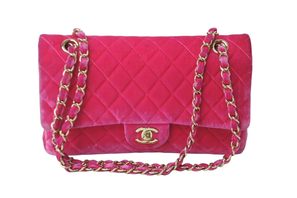 CHANEL シャネル ベロアマトラッセ25 Wフラップ Wチェーンショルダーバッグ ピンク 21番台 ゴールド金具 美品 中古 62254 –  Casanova Vintage