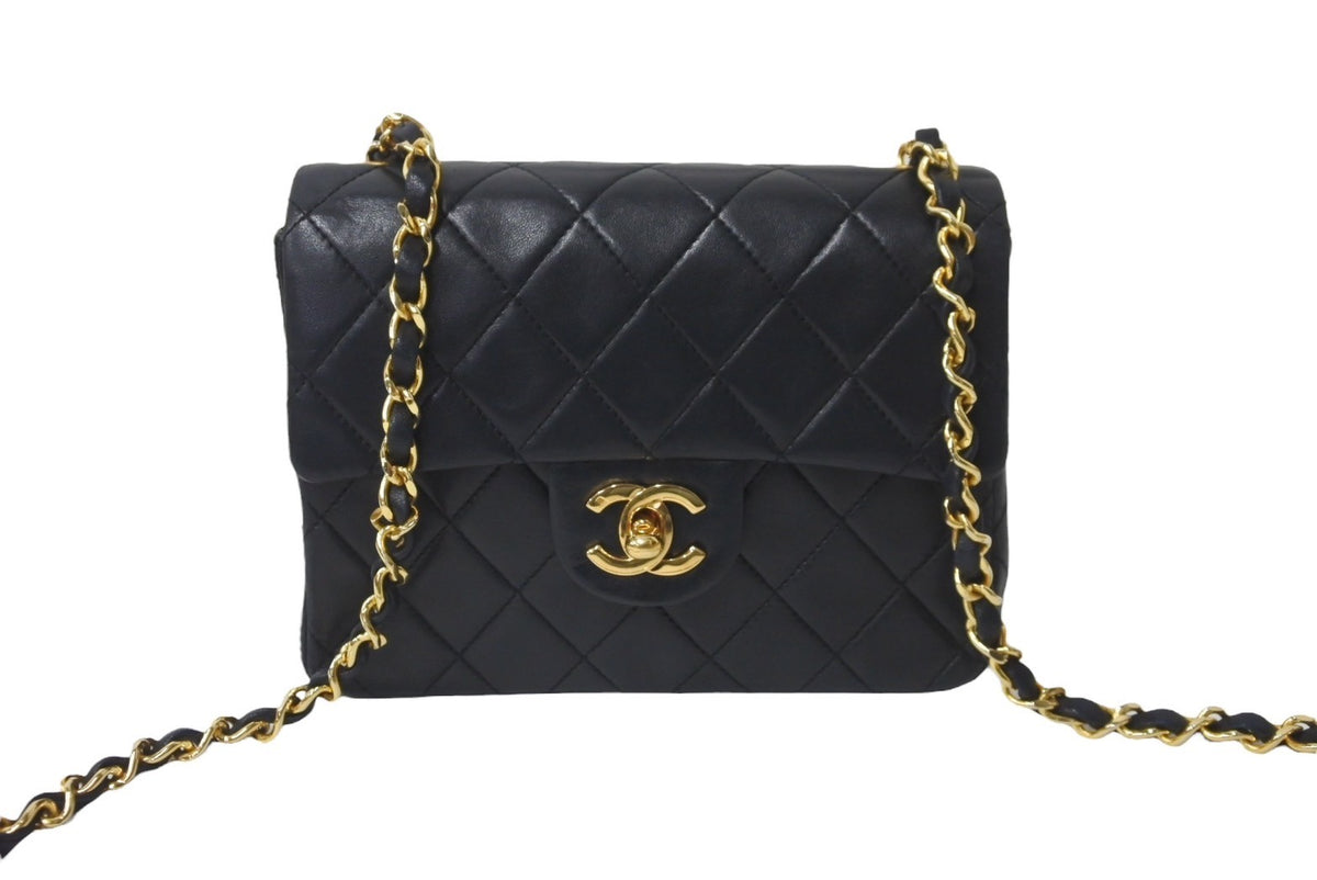 CHANEL シャネル ヴィンテージ ミニマトラッセチェーンショルダーバッグ19cm 1番台 ブラック ゴールド金具 美品 中古 63522 –  Casanova Vintage