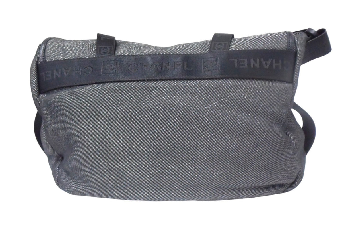 シャネル　スポーツライン　アームポーチ　★レア物★ CHANEL シャネル スポーツライン アームポーチ キャンバス グリーン