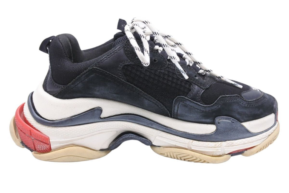 BALENCIAGA バレンシアガ TRIPLE S TRAINERS トリプルエス レースアップ スニーカー ブラック ホワイト レッド 26 良品  中古 42676 – Casanova Vintage