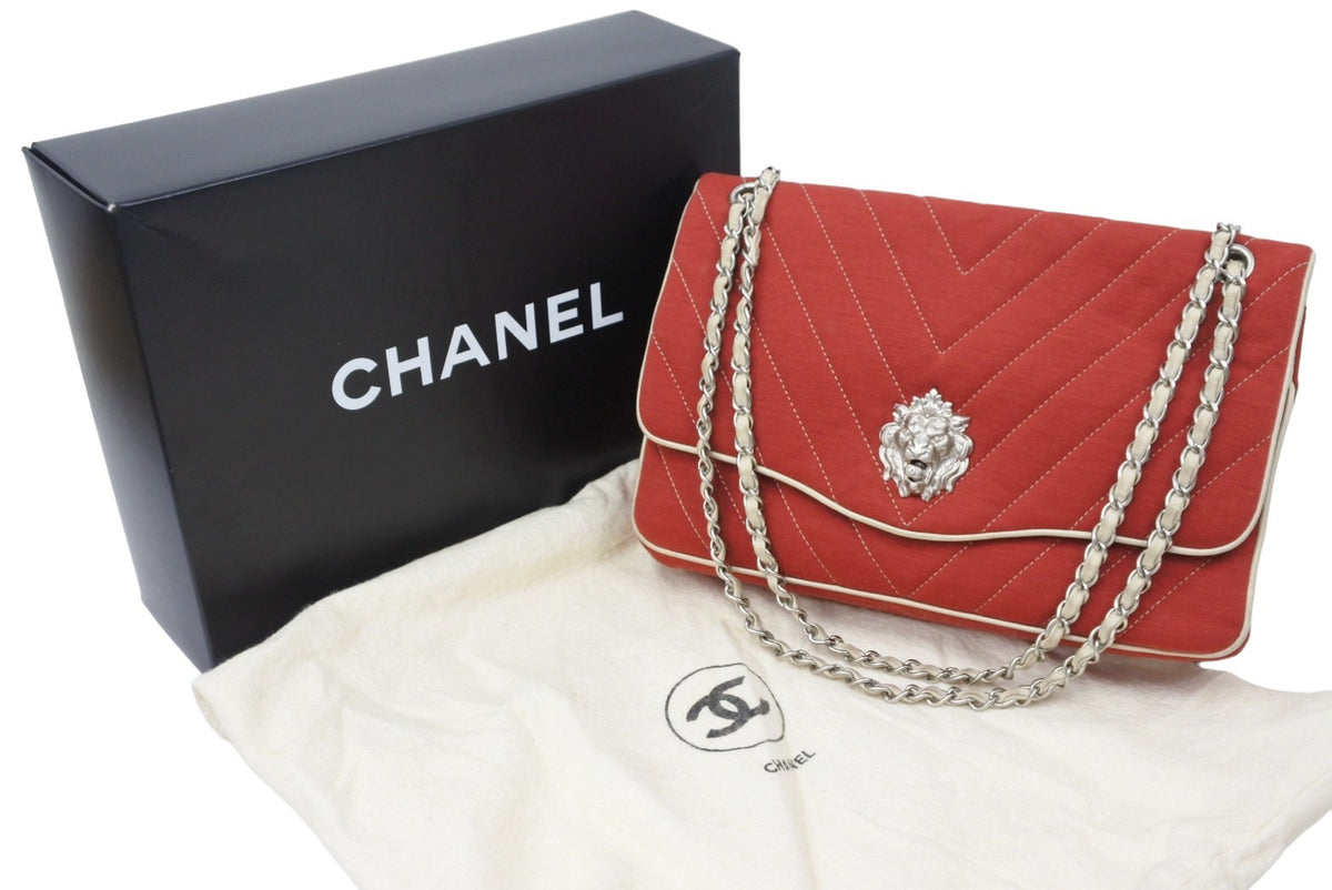 CHANEL シャネル ライオン Vステッチ チェーンショルダーバッグ 14番台 2011年 ジャージ レッド アイボリー 良品 中古 48435 –  Casanova Vintage