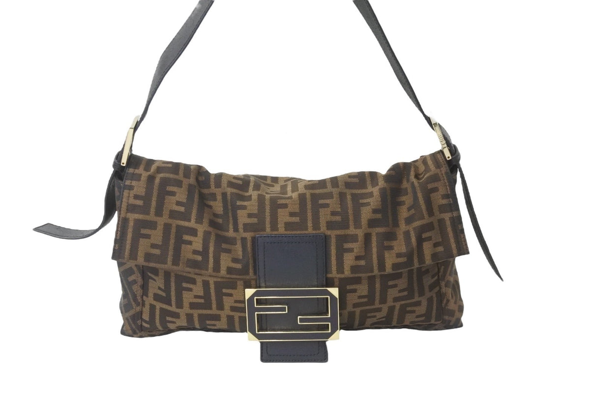 FENDI フェンディ ショルダーバッグ ハンドバッグ マンマバケット ズッカ柄 8BT180 ゴールド金具 美品 中古 58391 –  Casanova Vintage