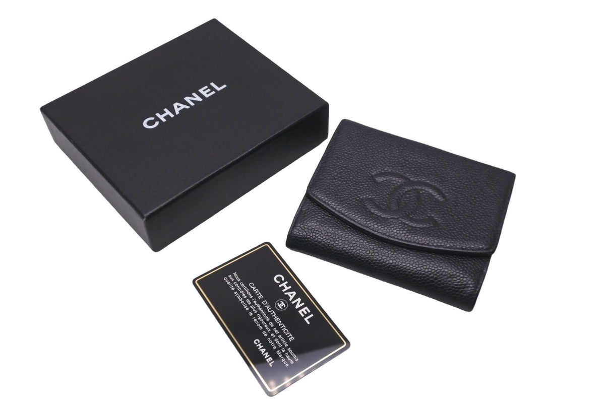 CHANEL シャネル 二つ折り財布 A13496 ココマーク キャビアスキン 6