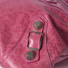 Load image into Gallery viewer, 極美品 BALENCIAGA バレンシアガ ジャイアント スリム 2WAY ハンドバッグ ピンク 192911 レザー シルバー金具 中古 4a000061