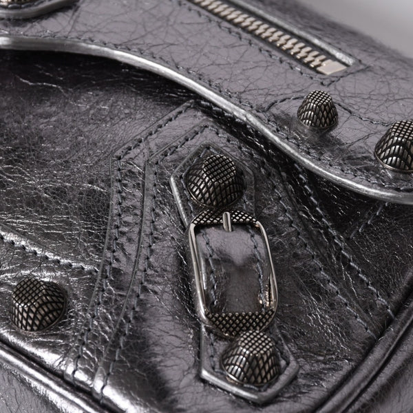 極美品 BALENCIAGA バレンシアガ ル カーゴル スリングバッグ シルバー メタリック 77 1640 レザー ワンショルダーバッグ 77160 8103 N 643888 4a000037