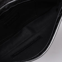 画像をギャラリービューアに読み込む, 極美品 BALENCIAGA バレンシアガ ル カーゴル スリングバッグ シルバー メタリック 77 1640 レザー ワンショルダーバッグ 77160 8103 N 643888 4a000037