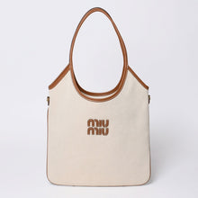 画像をギャラリービューアに読み込む, 新品未使用 MIUMIU ミュウミュウ ロゴ トートバッグ ショルダーバッグ IVY 5BG231 キャンバス レザー ホワイト ブラウン 中古 4a000131