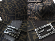 画像をギャラリービューアに読み込む, FENDI フェンディ ズッカ柄 マンマバケット ワンショルダーバッグ ブラウン キャンバス レザー シルバー金具 ロゴ 美品 中古 4b000296