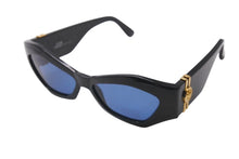画像をギャラリービューアに読み込む, GIANNI VERSACE ジャンヌ ヴェルサーチ サングラス MOD421/A メデューサ ロゴ プラスチック メタル ブラック 美品 中古 4b000327