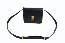 画像をギャラリービューアに読み込む, CELINE セリーヌ ショルダーバッグ クラシックボックス ミディアム 189173DLS カーフスキン ブラック ゴールド金具 美品 中古 4b003438