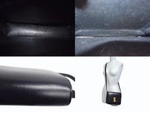 画像をギャラリービューアに読み込む, CELINE セリーヌ ショルダーバッグ クラシックボックス ミディアム 189173DLS カーフスキン ブラック ゴールド金具 美品 中古 4b003438