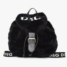 画像をギャラリービューアに読み込む, DOLCE＆GABBANA ドルチェ＆ガッバーナ フェイクファー リュックサック ブラック 美品 中古 4a000371