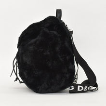 画像をギャラリービューアに読み込む, DOLCE＆GABBANA ドルチェ＆ガッバーナ フェイクファー リュックサック ブラック 美品 中古 4a000371