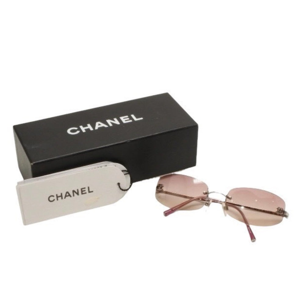 極美品 CHANEL シャネル リムレス サングラス アイウェア 4002 c.124/58 サイズ57□19 130 ココマーク ピンク グラデーション 中古 4a000490