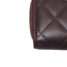 画像をギャラリービューアに読み込む, CHANEL シャネル クラシック ジップコインパース 小銭入れ 22番台 ココマーク ラムスキン パープル 美品 中古 4a000469