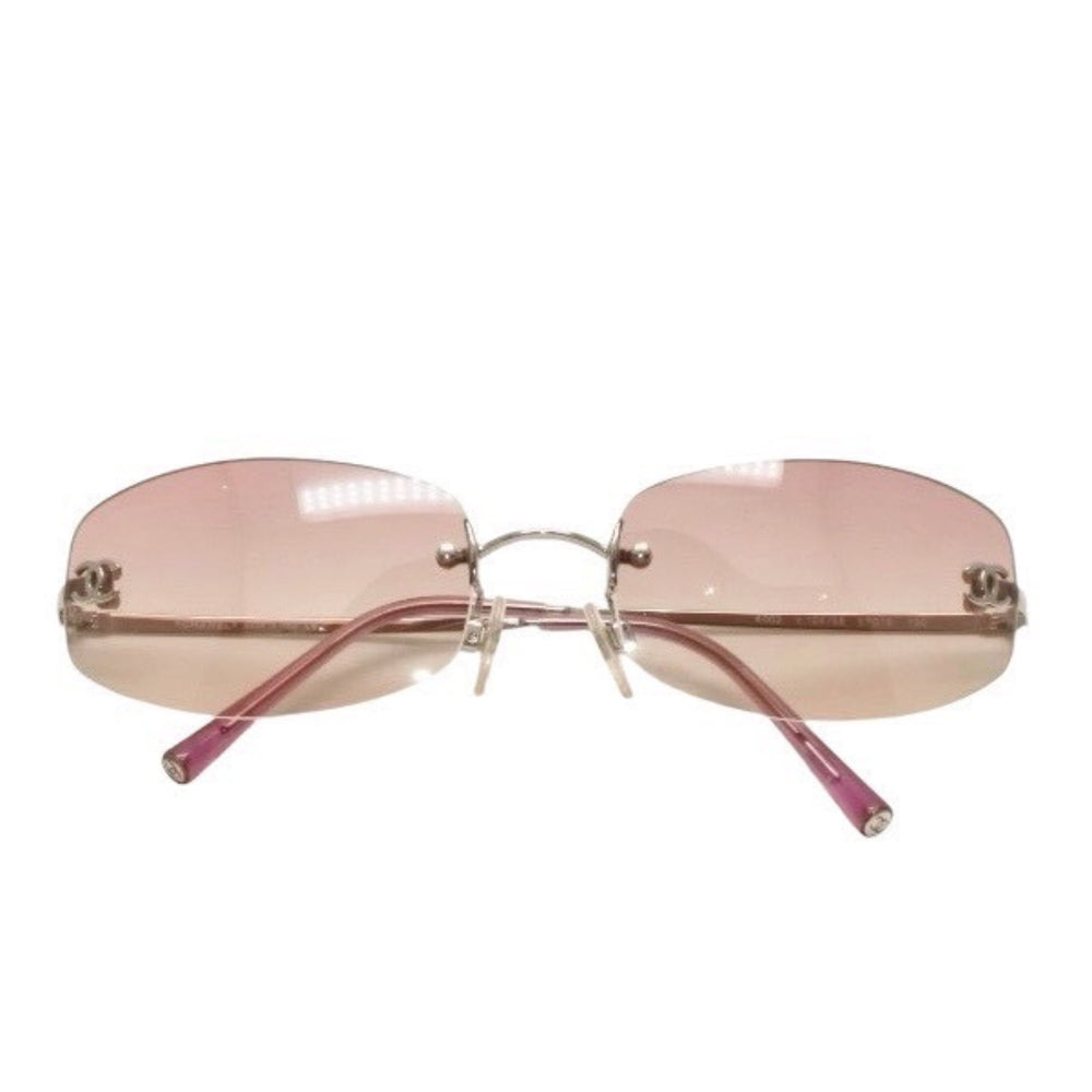 極美品 CHANEL シャネル リムレス サングラス アイウェア 4002 c.124/58 サイズ57□19 130 ココマーク ピンク グラデーション 中古 4a000490