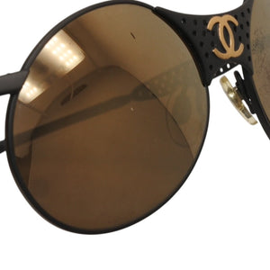 CHANEL Sunglasses Eyewear 05982 50927 Coco Mark Metal Rubber Matte Black Gold Good Condition Used 4a000491