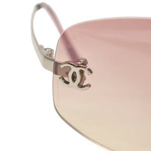 極美品 CHANEL シャネル リムレス サングラス アイウェア 4002 c.124/58 サイズ57□19 130 ココマーク ピンク グラデーション 中古 4a000490