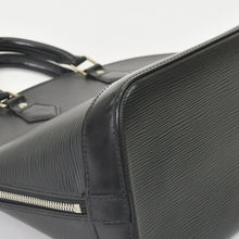 画像をギャラリービューアに読み込む, LOUIS VUITTON ルイヴィトン アルマPM ハンドバッグ M52142 エピ レザー ブラック ゴールド金具 美品 中古 4a000746