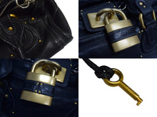 Load image into Gallery viewer, Chloe クロエ パディントン ワンショルダーバッグ ブラック レザー 7ESA02 ロゴ ステッチ ハンドバッグ ゴールド金具 美品 中古 4b000774
