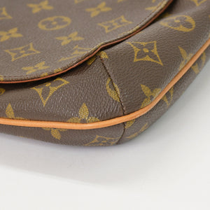 Very good condition LOUIS VUITTON Musette Tango shoulder bag M51257 Monogram Brown Used 4a000784