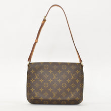 画像をギャラリービューアに読み込む, 極美品 LOUIS VUITTON ルイヴィトン ミュゼットタンゴ ショルダーバック M51257 モノグラム ブラウン 中古 4a000784