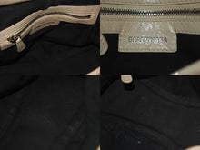 画像をギャラリービューアに読み込む, 極美品 BALENCIAGA バレンシアガ ショルダーバッグ NEO CAGOLE XS ネオカゴール XS 700940 ベージュ シルバー金具 中古 4b000819