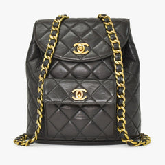 CHANEL Chanel Matelasse Backpack Rucksack A07205 Lambskin Coco Mark Black Vintage Gold Hardware Good Condition Used 4a000915