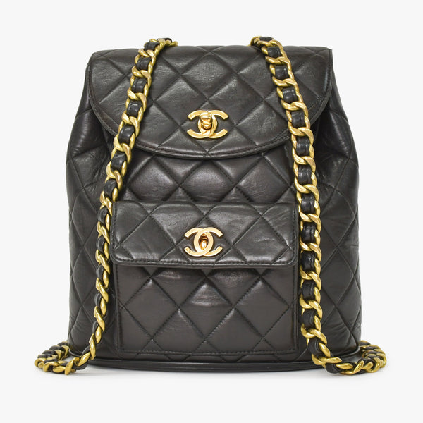 CHANEL Chanel Matelasse Backpack Rucksack A07205 Lambskin Coco Mark Black Vintage Gold Hardware Good Condition Used 4a000915