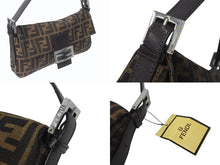 Load image into Gallery viewer, 極美品 FENDI フェンディ マンマバケット ワンショルダーバッグ i37726 24099 ズッカ柄 ブラウン シルバー金具 中古 4b000956