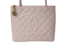 Load image into Gallery viewer, 極美品 CHANEL シャネル 復刻トート ハンドバッグ A01804 ココマーク キャビアスキン ピンク 6番台 中古 4b001139