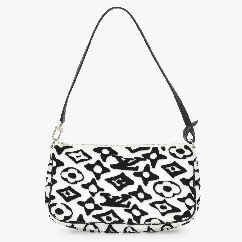 Very Good Condition LOUIS VUITTON Pochette Accessory Pouch M45565 Monogram Taffetage Used 4a001442