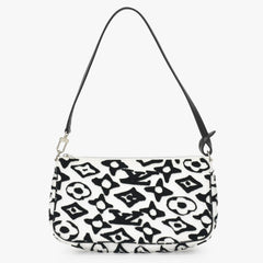 Very Good Condition LOUIS VUITTON Pochette Accessory Pouch M45565 Monogram Taffetage Used 4a001442