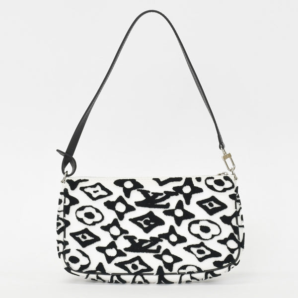 Very Good Condition LOUIS VUITTON Pochette Accessory Pouch M45565 Monogram Taffetage Used 4a001442