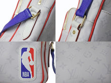 画像をギャラリービューアに読み込む, LOUISVUITTON ルイヴィトン LVxNBA ナイル メッセンジャーPM 2021CR ショルダーバッグ M45583 ホワイト ブルー レッド 美品 中古 4b003545