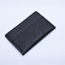 画像をギャラリービューアに読み込む, 新品同様 LOUIS VUITTON ルイヴィトン ポルト カルト ダブル カードケース M81415 モノグラムシャドウレザー エンボス加工 ブラック 中古 4a003980