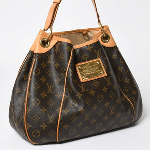 LOUIS VUITTON Galliera PM Monogram Handbag White M56382 PVC Leather Good Condition Used 4a000600