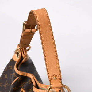 LOUIS VUITTON Galliera PM Monogram Handbag White M56382 PVC Leather Good Condition Used 4a000600