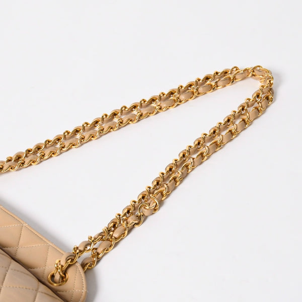 極美品 CHANEL シャネル マトラッセ ココマーク ダイアナ フラップチェーンショルダーバッグ ベージュ ゴールド金具 1番台 ラムスキン 中古 4a008251