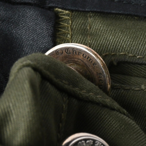 極美品 CHROME HEARTS クロムハーツ チノパンツ スクロールラベル クロスボール ボタン サイズ32 カーキ シルバー925 中古 4a008364