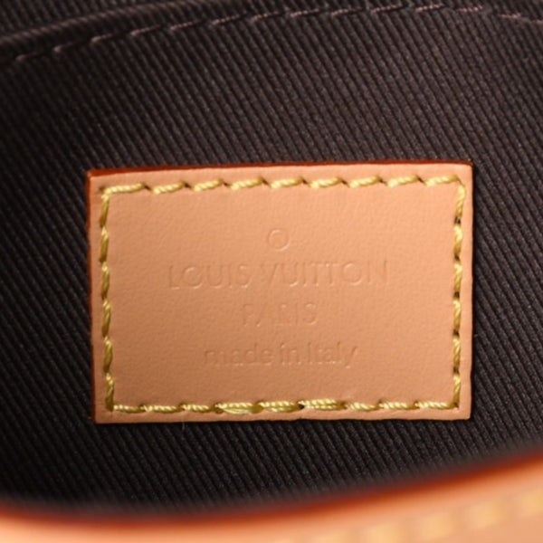 極美品 LOUIS VUITTON ルイヴィトン タイラー モノグラムクラギー エンベロップ ウェアラブル ウォレット クリーム M83346 中古 4a000703