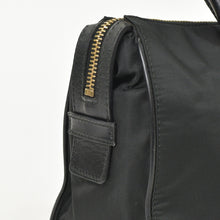 画像をギャラリービューアに読み込む, PRADA プラダ ハンドバッグ トライアングルロゴ イタリア製 ナイロン レザー ブラック ゴールド金具 美品 中古 4b010053