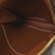 画像をギャラリービューアに読み込む, LOUIS VUITTON ルイヴィトン モノグラム ダヌーブ ショルダーバッグ M45266 ゴールド金具 ロゴ 美品 中古 4b010173