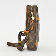 画像をギャラリービューアに読み込む, LOUIS VUITTON ルイヴィトン モノグラム ダヌーブ ショルダーバッグ M45266 ゴールド金具 ロゴ 美品 中古 4b010173