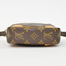 画像をギャラリービューアに読み込む, LOUIS VUITTON ルイヴィトン モノグラム ダヌーブ ショルダーバッグ M45266 ゴールド金具 ロゴ 美品 中古 4b010173