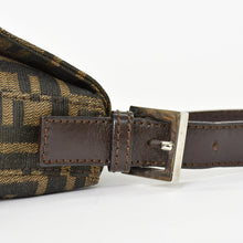 画像をギャラリービューアに読み込む, FENDI フェンディ マンマバケット ワンショルダーバッグ 26424 ズッカ柄 キャンバス レザー ブラウン シルバー金具 美品 中古 4b010199