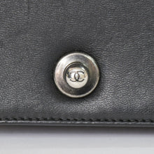 画像をギャラリービューアに読み込む, CHANEL シャネル ボーイシャネル20 チェーンショルダーバッグ A67085 23番台 ココマーク ツイード レザー ブラック 美品 中古 4b010203